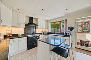 Breakfast kitchen- click for photo gallery